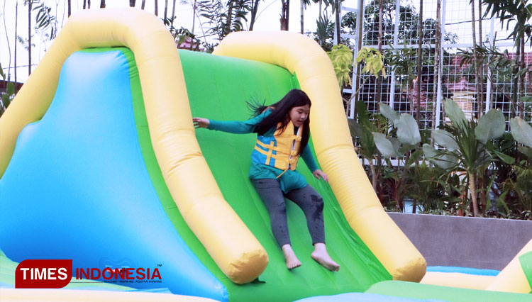 Para-tamu-Eastparc-Hotel-Yogyakarta.jpg