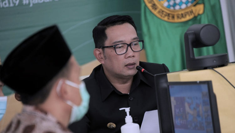Gubernur Jabar Ridwan Kamil membuka Muswil VIII LDII Jabar secara virtual dari Gedung Pakuan, Kota Bandung, Kamis (24/12/2020). (Foto: Humas Jabar)