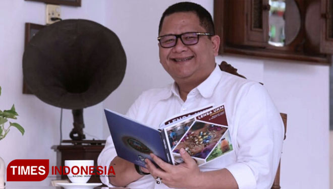 Whisnu Sakti Buana, Plt Wali Kota Surabaya menggantikan Tri Rismaharini. (FOTO: Dok. Pribadi for Times Indonesia)