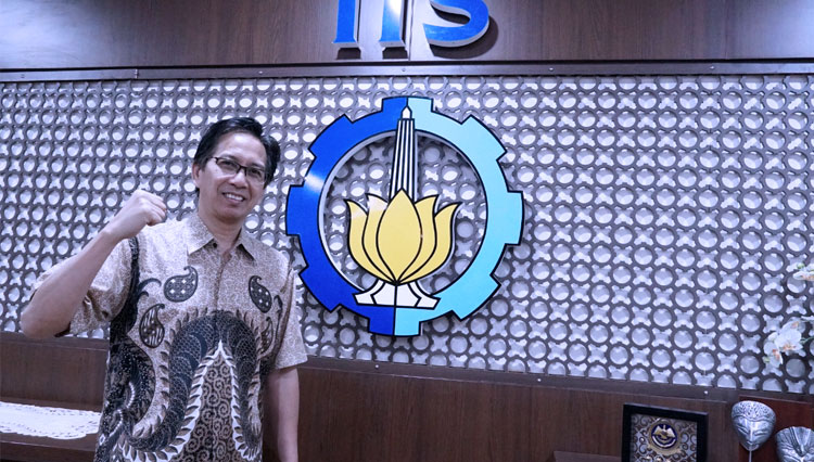 Rektor ITS Prof Dr Ir Mochamad Ashari MEng. (FOTO: Dok. Humas ITS) 