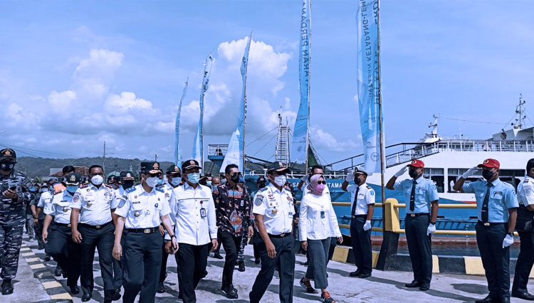 Jalur Penyeberangan Baru, Pelabuhan Ketapang Banyuwangi-Pelabuhan ...