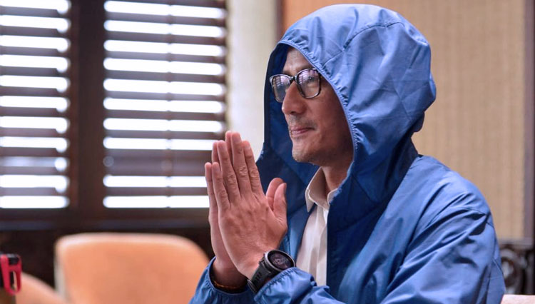 Menteri Pariwisata dan Ekonomi Kreatif Sandiaga Uno dengan jaket biru yang dipakainya saat pelantikan menteri.. (FOTO: Kemenparekraf RI)