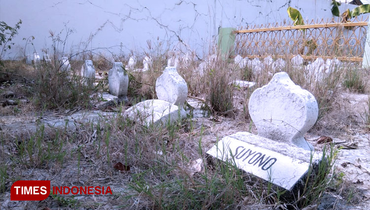 pemakaman-para-korban-tewas-2.jpg