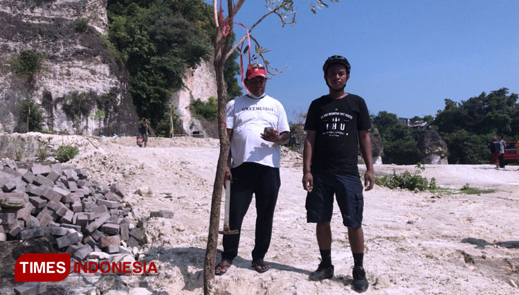 Warga Desa Suci 2