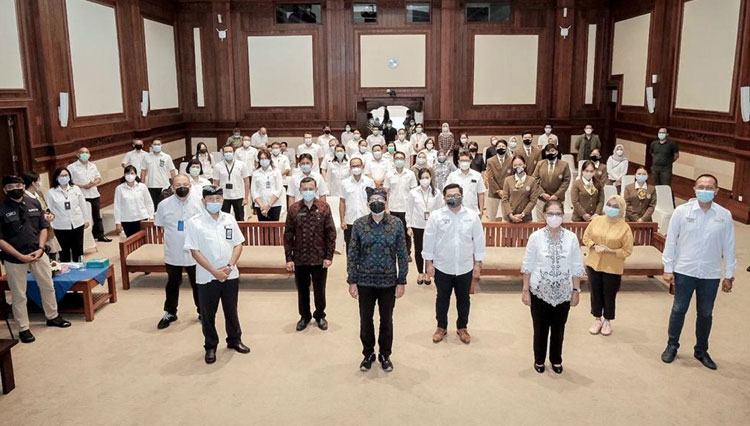 Menteri Sandi di Poltekpar Bali a