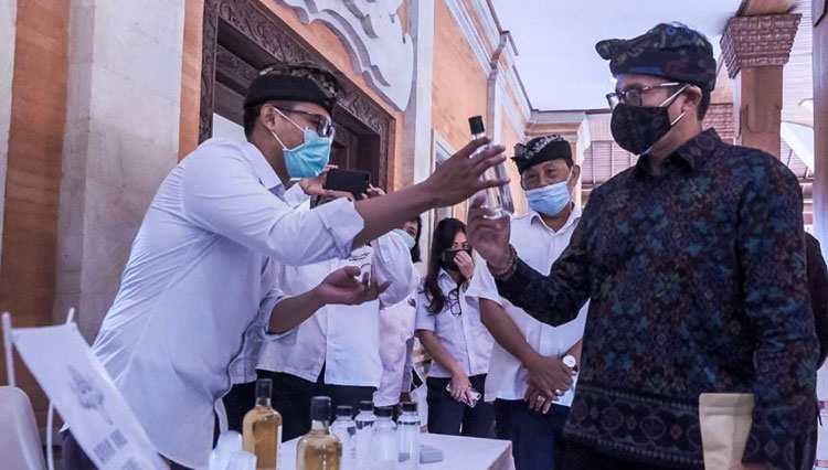 Menteri Sandiaga Uno a