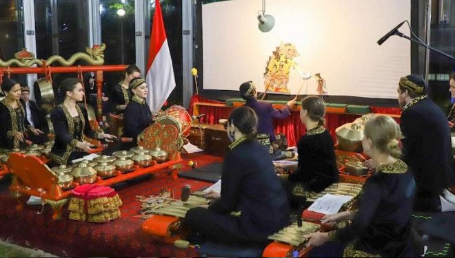 Gamelan-2.jpg