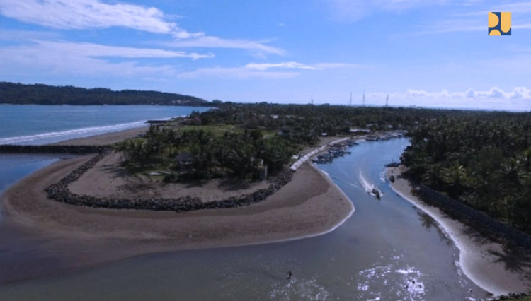 Muara Sungai Cikidang 3