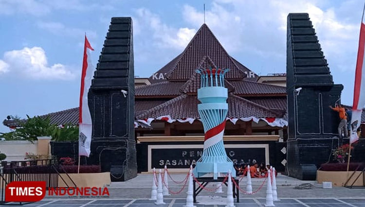 Kantor Bupati Blitar di Jalan Kusuma Bangsa Kanigoro. (Foto: Sholeh/TIMES Indonesia)