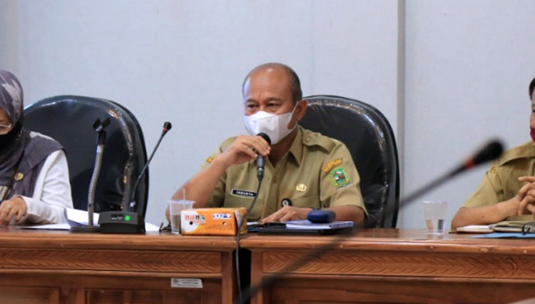 Sekda Bajarnegara Indarto MSi saat rakor bersama BPS terkait PDRB. (FOTO: Kominfo Banjarnegara for TIMES Indonesia)