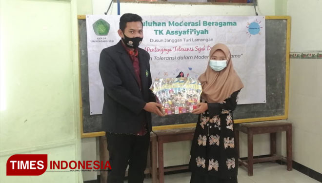 KKM UIN Maliki Malang Sosialisasi Moderasi Beragama untuk Guru di Lamongan