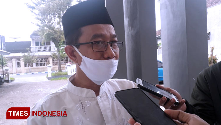 Plt Kepala Dinsos Bondowoso Saefuddin Zuhri (Foto: Moh Bahri/TIMES Indonesia).