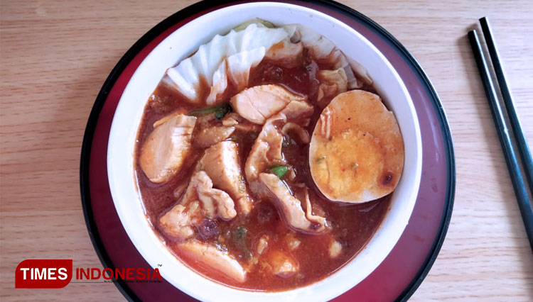Korean noodle with delicicious and tasty gravy.  (Photo: Dede Sofiyah/TIMES Indonesia)