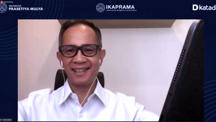 Webinar “Stimulus Covid-19 dan RCEP: Pemacu Pemulihan Ekonomi Indonesia dan Dunia 2021-2022”. (FOTO: Universitas Prasetya Mulya)