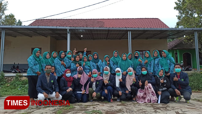 KKM-DR UIN Maliki Malang Bantu Inisiasi Produk Unggulan UKM di Pasuruan