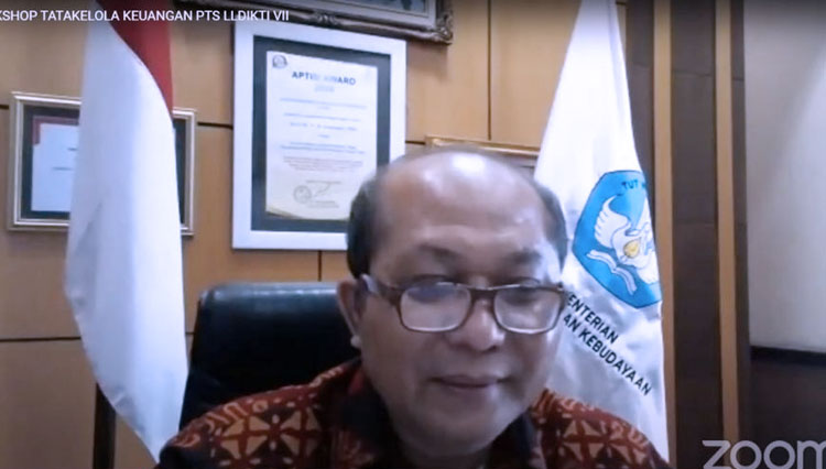 Prof. Dr. Ir. Soeprapto DEA, Kepala LLDIKTI Wilayah VII Jawa Timur. (Foto: Tangkapan layar Zoom Meeting)
