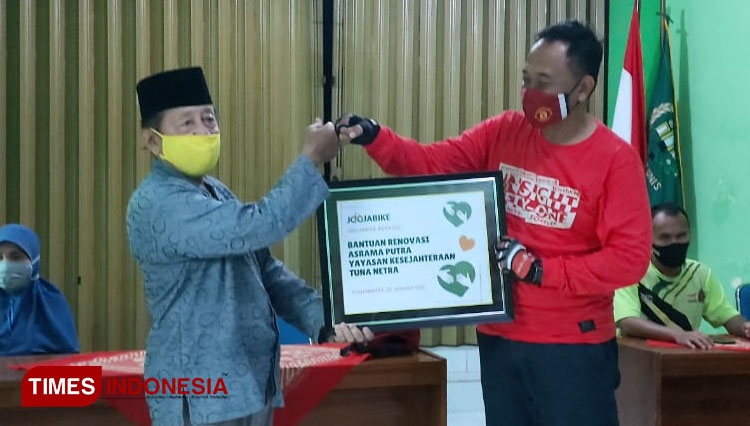 Komisaris Utama PT Tri Jaya Komunika c