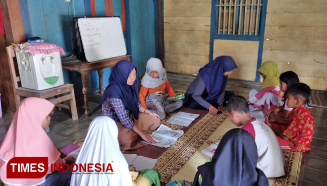 Relawan Rumah Belajar Ngawi Dampingi Pelajar Selama Pandemi