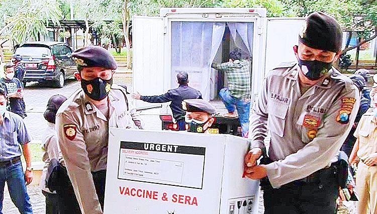 3.200 vaksin Covid-19 telah tiba di Ponorogo. (Foto: Kominfo for TIMES Indonesia)