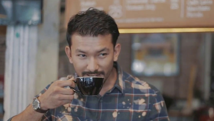 Rio Dewanto Bintangi Film Dokumenter Filosofi Kopi Aroma Gayo - TIMES ...