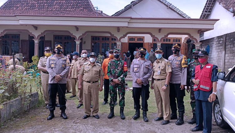 Bupati Blitar Imbau Warga Potong Pohon Sekitar Rumah
