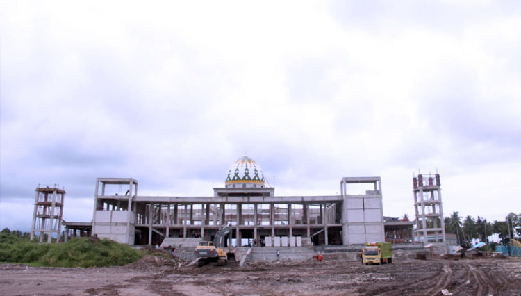 Pembangunan Masjid Raya Sofifi. (FOTO: Humas Pemprov Maluku Utara)