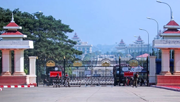 Facebook Hapus Halaman Jaringan TV Militer Myanmar