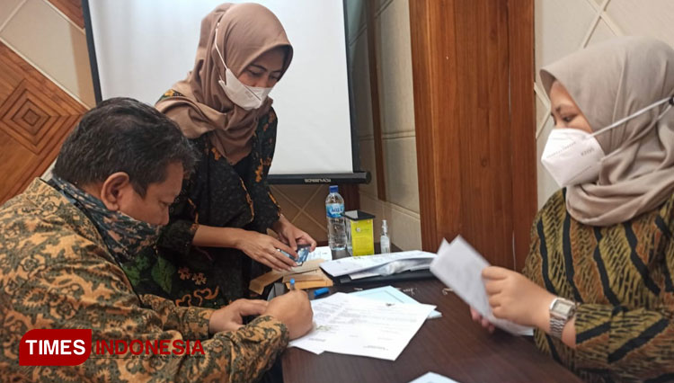 Korban Bom Bali I Terima Kompensasi a