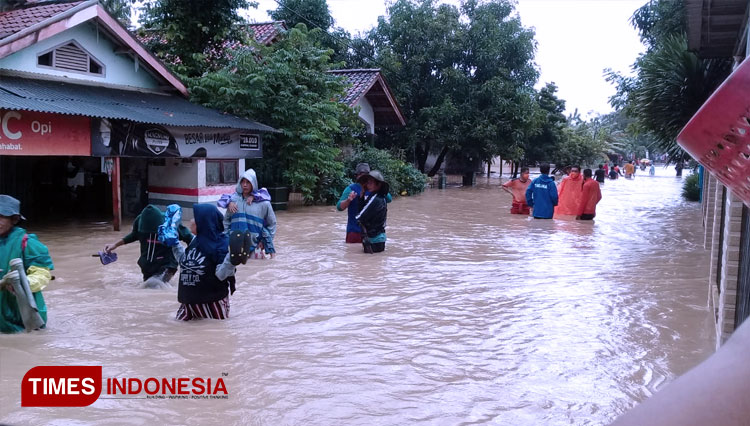 Ratusan Rumah Warga Di Bone Bolang Gorontalo Terendam Banjir Times Indonesia