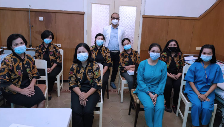 RSIA Mawar gelar workshop peningkatan sumber daya manusia dan pelayanan prima. (Foto: RSIA Mawar)