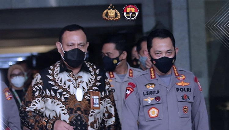 Kunjungan Kapolri Jenderal Listyo Sigit Prabowo ke Gedung KPK yang disambut oleh Ketua KPK Firli Bahuri pada Selasa (9/2). (FOTO: Instagram Humas Polri) 