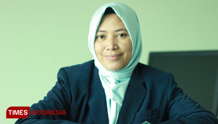 Dr. apt. Roihatul Mutiah, M.Kes, Guru Besar UIN Maliki Malang Bidang Ilmu Biologi Farmasi. (Foto: Roihatul Mutiah For TIMES Indonesia)
