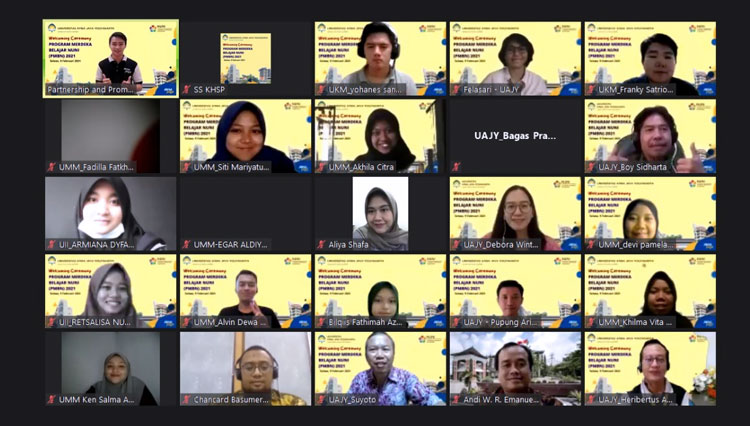 Sebanyak 24 mahasiswa c
