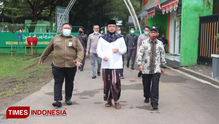 Ponpes Al Mizan Majalengka a