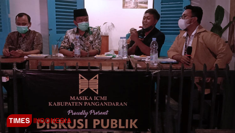 Diskusi Publik Evaluasi Pilkada 2020. (Foto: Syamsul Ma'arif/TIMES Indonesia)