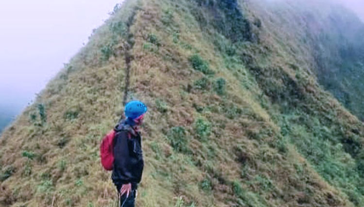 Bukit Pyramid Ditutup, Masih Ada Warga Nekat Mendaki