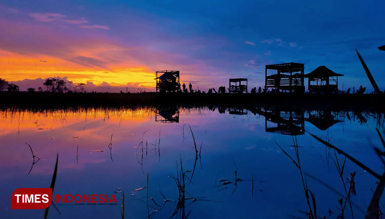 A beautiful sunset spotted from Gubug Senja, Malang. (Photo: Gubuk Senja Malang for TIMES Indonesia)