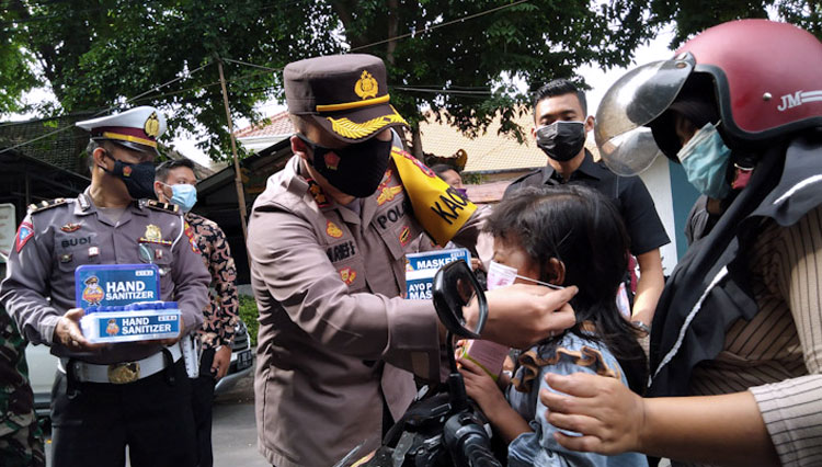 Pembuatan kampung tangguh B