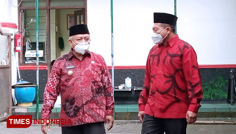 Bupati Malang Terpilih Abah Sanusi bersama Wabup Malang Terpilih Didik Gatot Subroto. (Foto: Binar Gumilang/TIMES Indonesia)