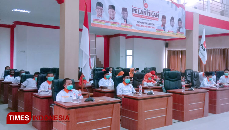 Pelantikan DPD PKS Pangandaran secara virtual. (FOTO: Syamsul Ma'arif/ TIMES Indonesia)