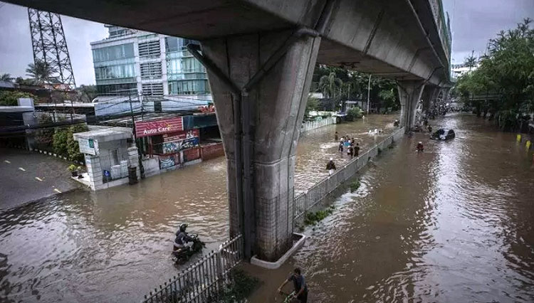 Ilustrasi Banjir Jakarta. (foto: Antara/Aprillio Akbar/rwa)