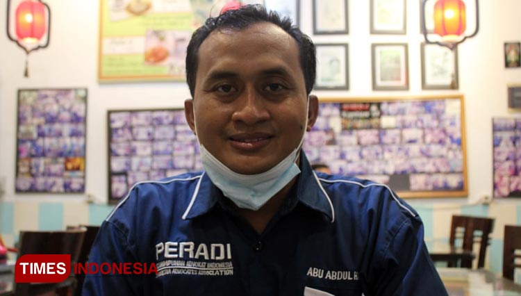 Abu Abdul Hadi, pengacara pihak pengadu usaha pencucian sarang walet Kertajaya Indah. (Foto: Ammar Ramzi/TIMES Indonesia)