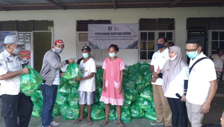 Ikatan Pegawai Bank Indonesia Malut Salurkan Bantuan untuk Korban Banjir Halut