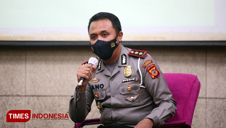 Kasatlantas Polrestabes Bandung Kompol Rano Hadiyanto saat Bandung Menjawab di Balai Kota Bandung, Selasa (23/2/21). (FOTO: Humas Pemkot for TIMES Indonesia)