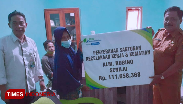 Penderes Kelapa di Pangandaran Meninggal, Ahli Waris Terima Santunan