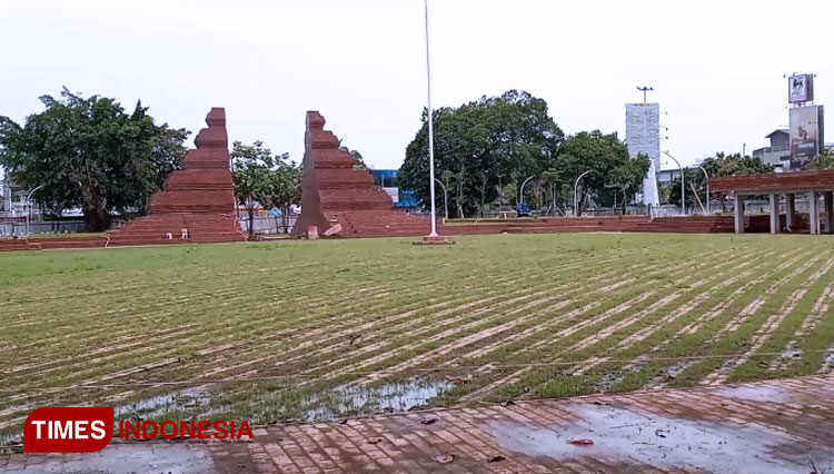 Alun alun Kejaksan 2