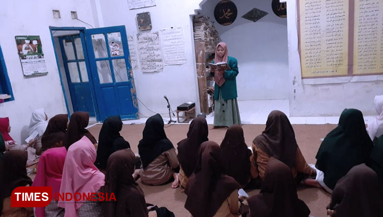 Ini Cara Mahasiswa KSM-T Unisma Malang Tingkatkan Rasa Percaya Diri Santri