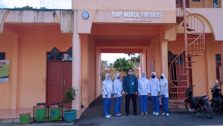 SMK-Nurul-Firdaus-di-Program-Studi-Farmasi-Klinis-3.jpg