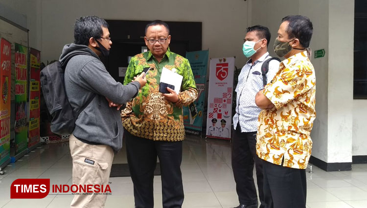 Ketua PGRI Jember Supriyono