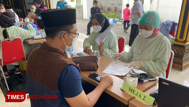 Vaksinasi di Jombang
